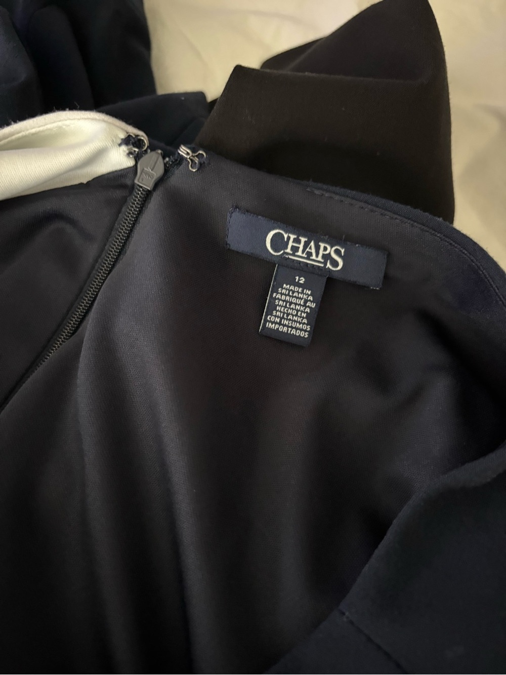 Chaps Navy & White Colorblock Sheath Dress Womens Size 12 Career Cocktail - Picture 4 of 4